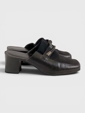717 10/$50🏄🏻‍♀️ UNISA Leather Black Heeled Mules